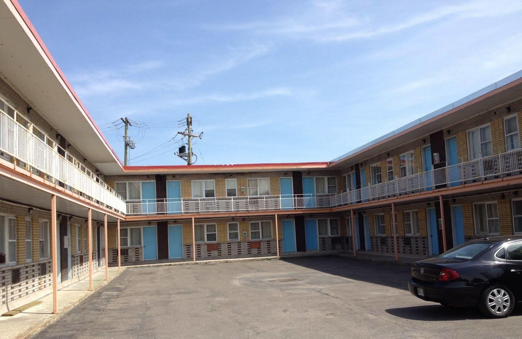 Motel Saint-Jacques Монреаль Экстерьер фото